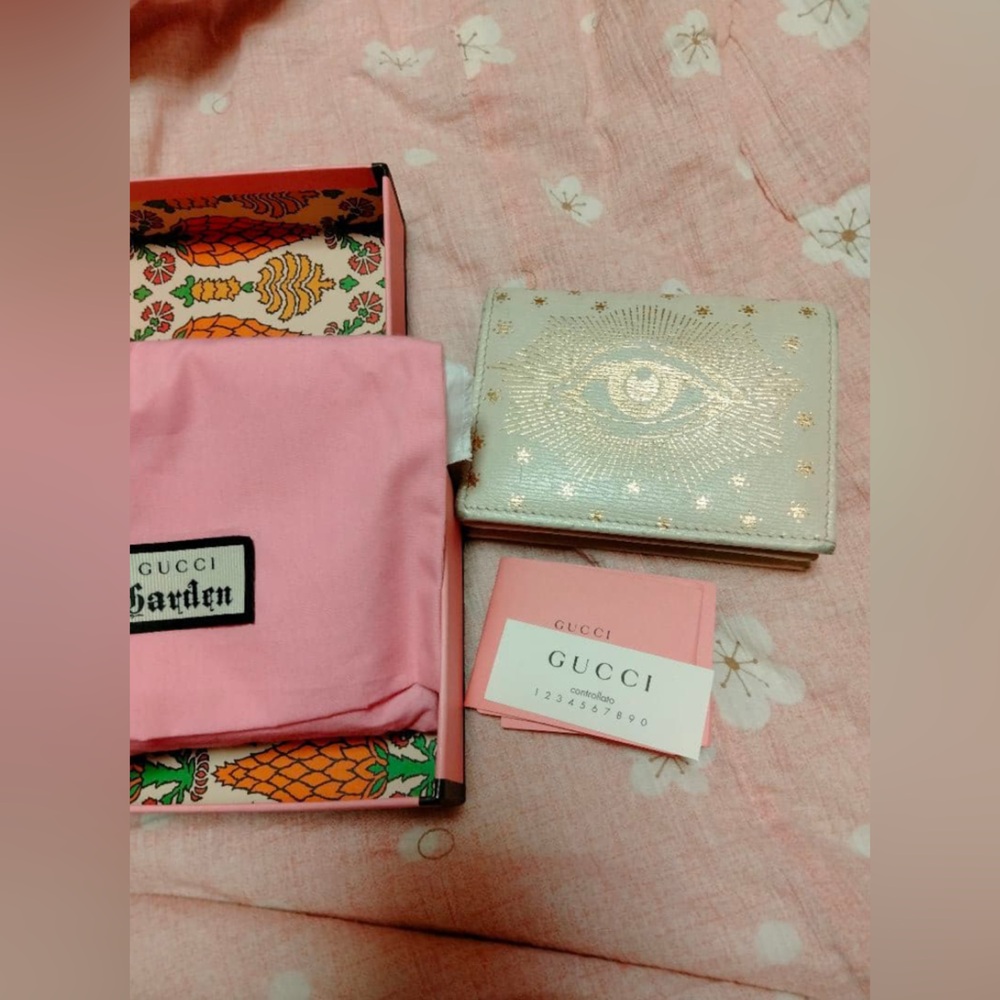 RARE Gucci Garden White Eye Motif Wallet Eye Michele